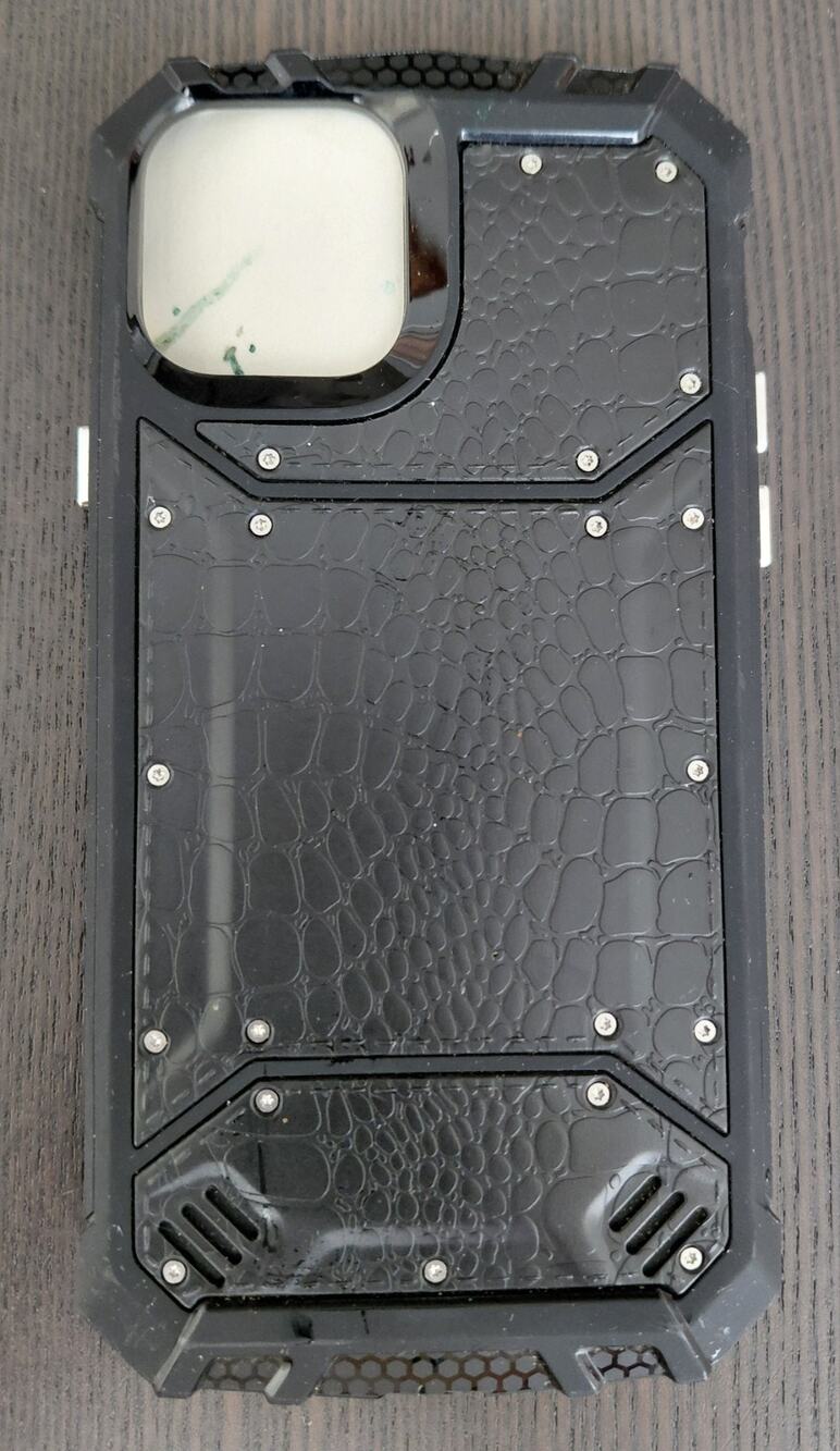 Tactical Heavy Duty Armor Case iPhone 11 Pro Black Crocodile Leather Rivet Metal